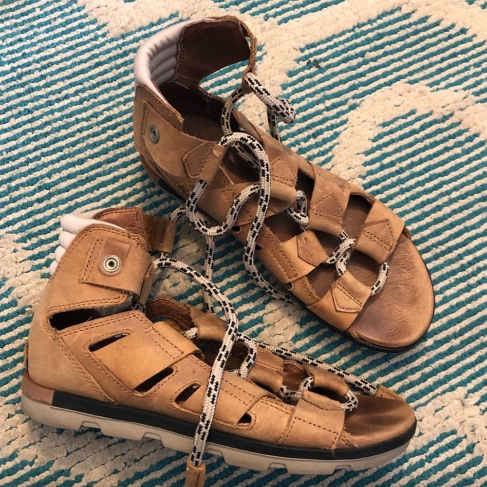 Sorel lace sandals size 7